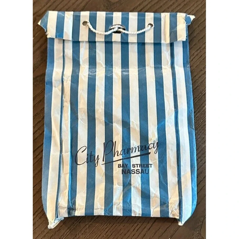 Vintage City Pharmacy Bay Street Nassau Bahamas 9'' x 6.5'' Bag *read* Ephemera‎